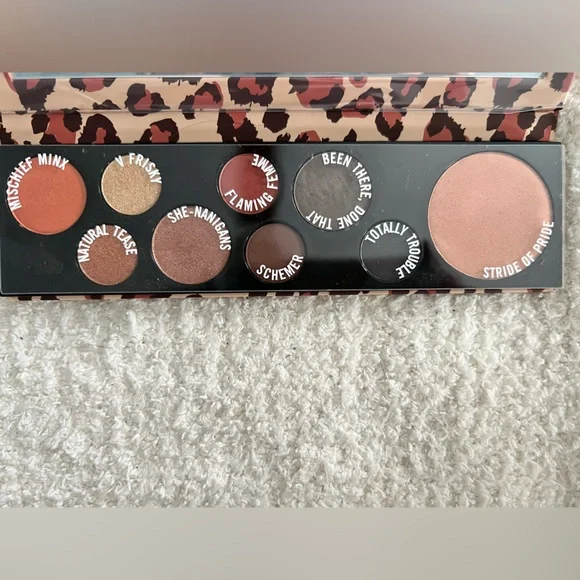 MAC Mischief Minx palette. Only swatched  couple of colors, never used. - Picture 3 of 3